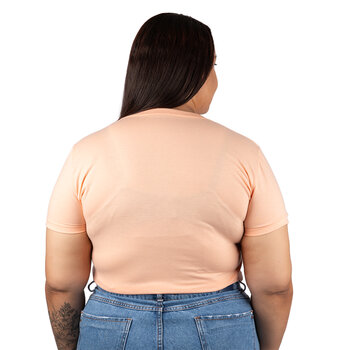 CAMISETA FEMININA PLUS SIZE LISA SALMÃO